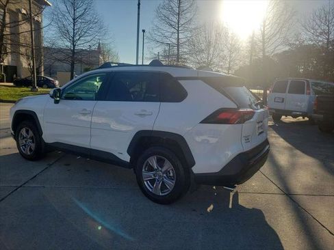 Certified 2025 Toyota RAV4 XLE w/ Convenience Package image 3