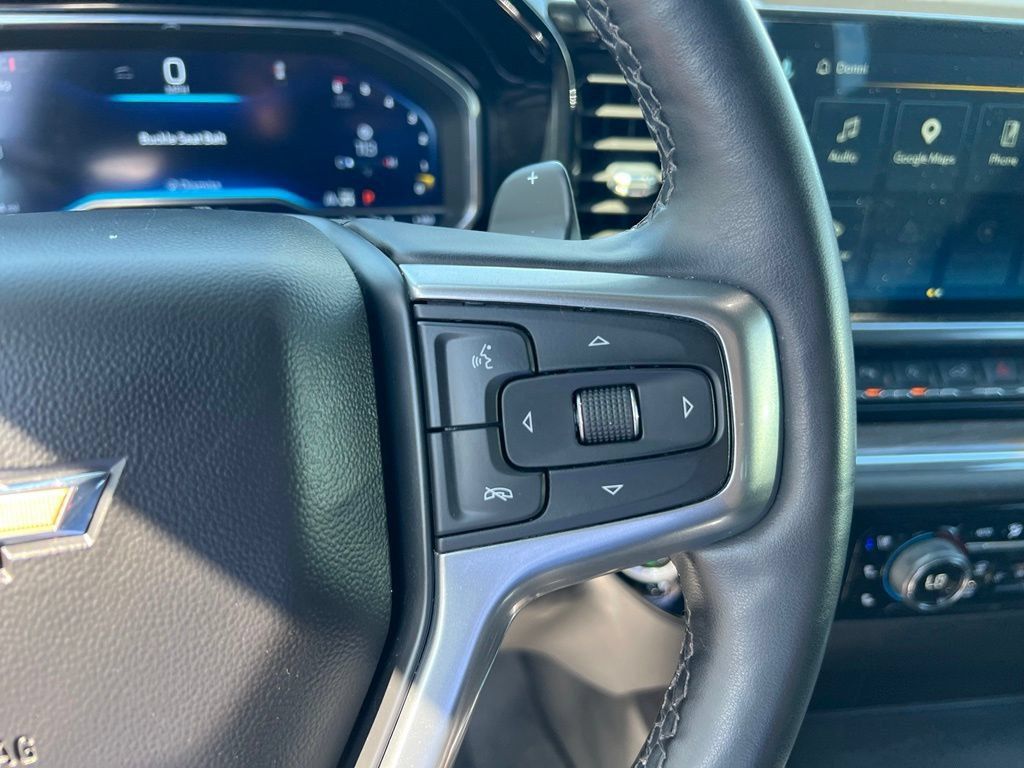 Used 2024 Chevrolet Silverado 1500 LTZ AWD/4WD image 48