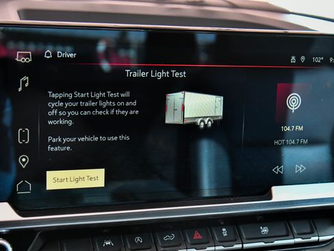 Used 2024 GMC Sierra 1500 SLT image 24