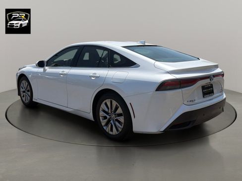 Used 2021 Toyota Mirai w/ Advanced Technology Package RWD image 3