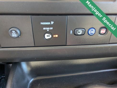 Used 2023 GMC Savana 2500 w/ Driver Convenience Package image 22