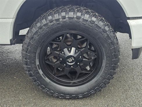 Used 2024 Ford F350 XLT image 29