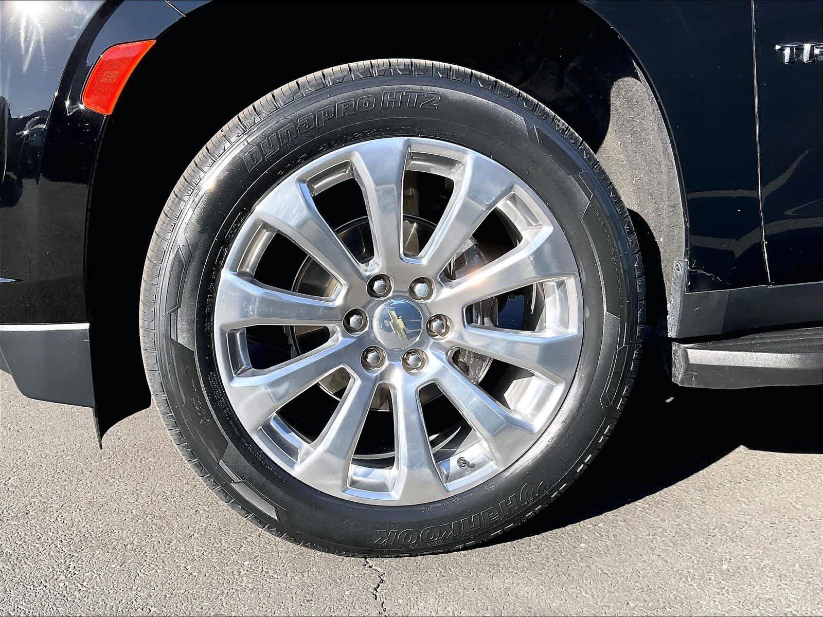 Used 2021 Chevrolet Tahoe Premier AWD/4WD image 12