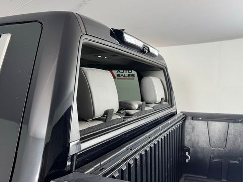 Used 2022 Toyota Tundra Limited AWD/4WD image 34