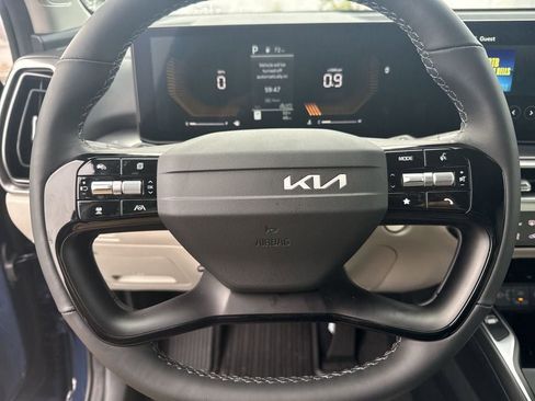 New 2026 Kia Sorento S w/ S Panoramic Sunroof Package image 18