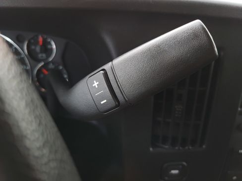 Used 2023 GMC Savana 2500 w/ Driver Convenience Package image 22