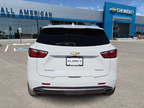 Used 2019 Chevrolet Blazer Premier w/ Driver Confidence II Package FWD image 7