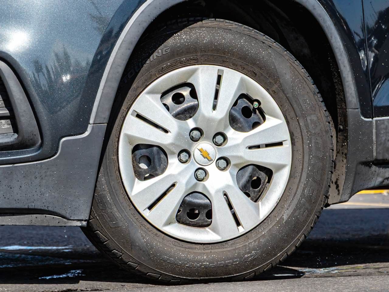 Used 2019 Chevrolet Trax LS FWD image 6