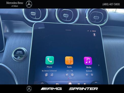 Used 2025 Mercedes-Benz GLC 300 image 24