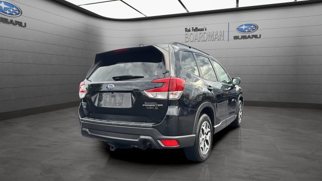 Used 2019 Subaru Forester Premium w/ All-Weather Package AWD/4WD image 5