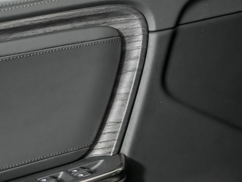 Used 2022 Rivian R1T Adventure image 16