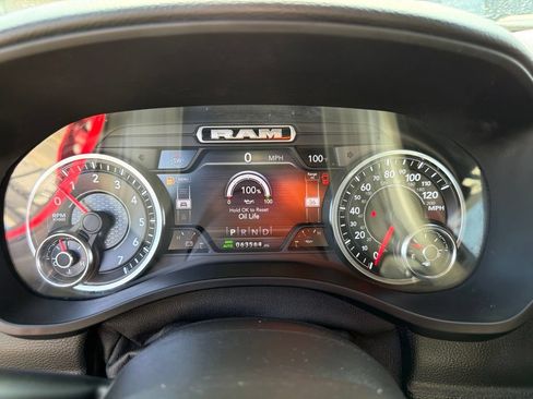 Used 2021 RAM 1500 Big Horn AWD/4WD image 36