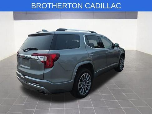 Used 2023 GMC Acadia Denali w/ Denali Technology Package FWD image 8