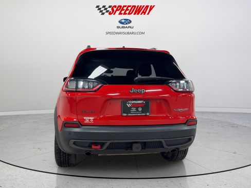 Used 2019 Jeep Cherokee Trailhawk AWD/4WD image 7