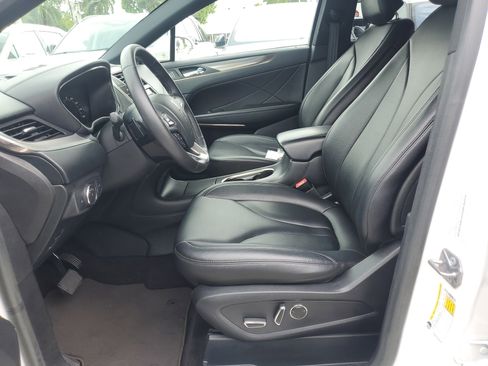 Used 2018 Lincoln MKC Premiere image 13