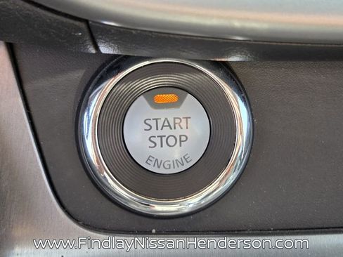 Used 2022 Nissan Murano SV image 29