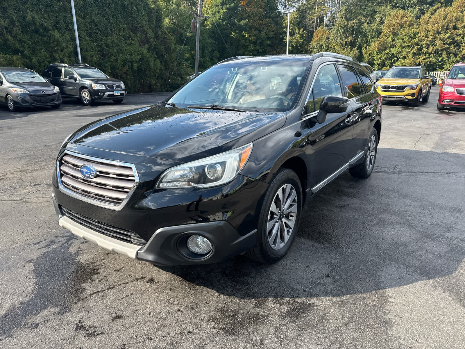 Used 2017 Subaru Outback 3.6R Touring AWD/4WD image 7