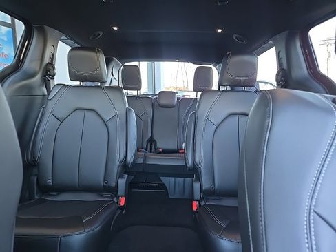 New 2026 Chrysler Pacifica Select w/ S Appearance Package image 34