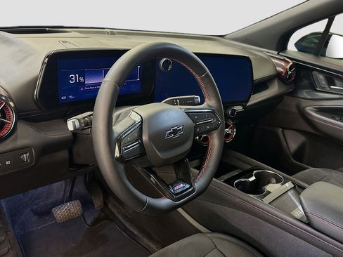 Used 2024 Chevrolet Blazer EV RS AWD/4WD image 18
