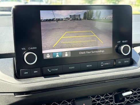 Used 2023 Honda Accord EX image 6