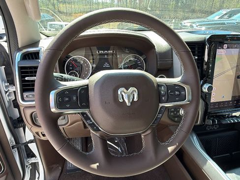New 2026 RAM 1500 Laramie AWD/4WD image 22