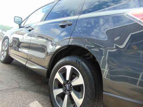 Used 2018 Subaru Forester 2.5i Premium AWD/4WD image 16
