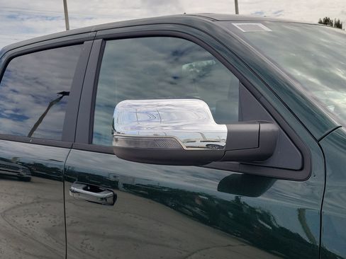 New 2026 RAM 1500 Laramie AWD/4WD image 9