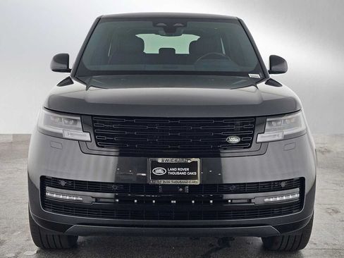 Used 2025 Land Rover Range Rover SE AWD/4WD image 8