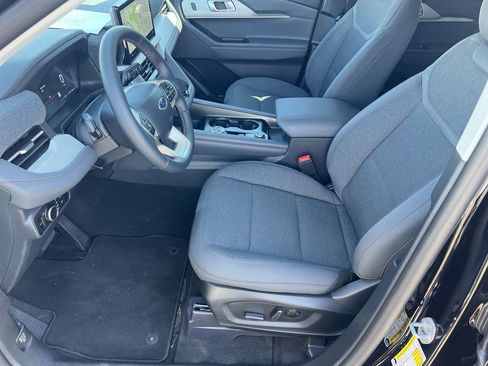 New 2026 Ford Explorer Active image 16