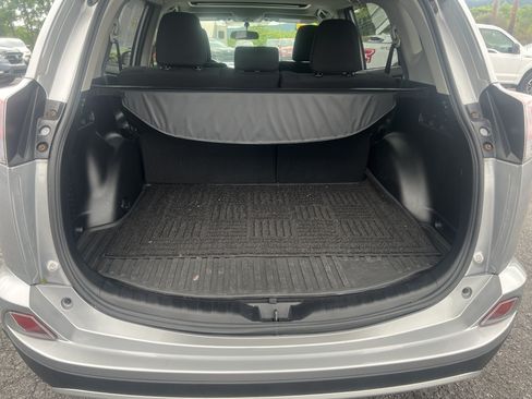 Used 2016 Toyota RAV4 XLE w/ Protection Package AWD/4WD image 5
