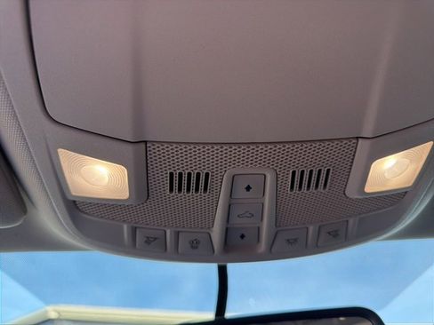 Used 2018 Ford Fusion Titanium image 30