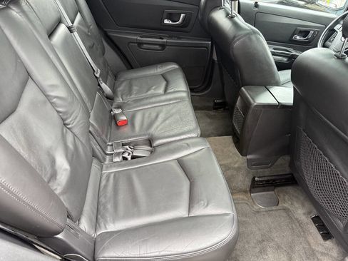 Used 2006 Cadillac SRX image 15