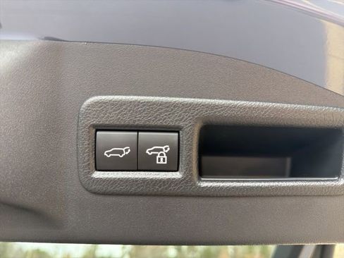 Used 2023 Subaru Solterra AWD image 10