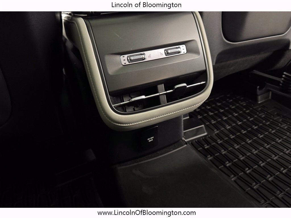Used 2024 Lincoln Nautilus Premier w/ Equipment Group 102A AWD/4WD image 14