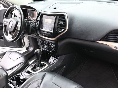 Used 2016 Jeep Cherokee Limited w/ Trailer Tow Group image 29