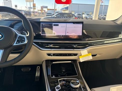 New 2026 BMW X5 xDrive50e w/ Executive Package image 16