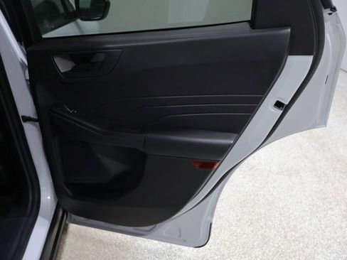 Used 2025 Ford Escape Active image 21