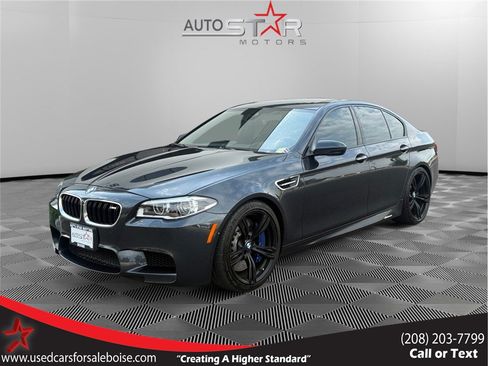 Used 2014 BMW M5 RWD image 1