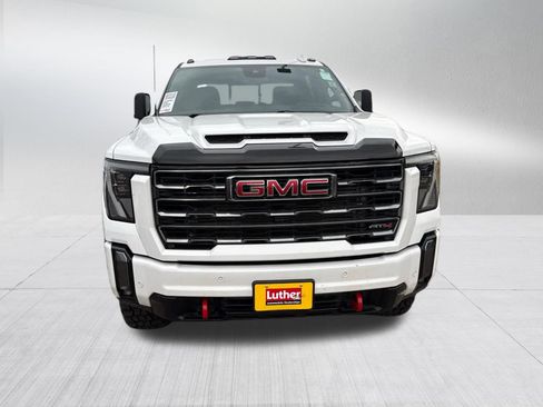 Used 2024 GMC Sierra 3500 AT4 w/ AT4 Premium Plus Package AWD/4WD image 2