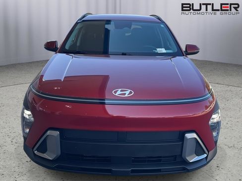 Used 2025 Hyundai Kona SEL image 9