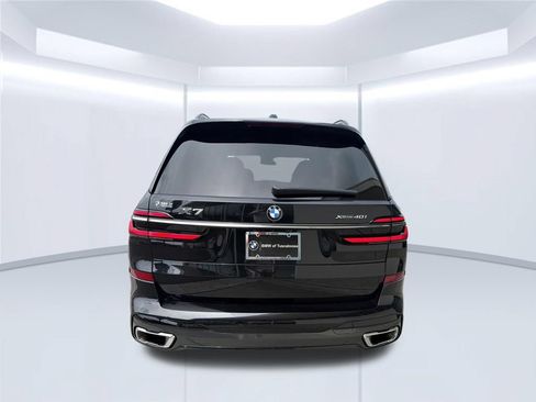 Used 2025 BMW X7 xDrive40i w/ M Sport Package AWD/4WD image 6
