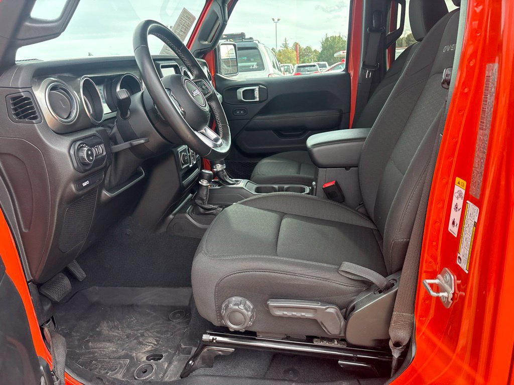 Used 2022 RAM 2500 Big Horn w/ Level C Equiment Group AWD/4WD image 13