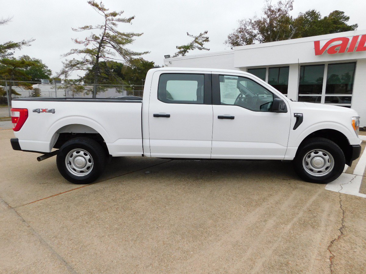 Used 2022 Ford F150 XL w/ Equipment Group 101A High AWD/4WD image 3