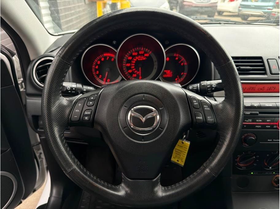 Used 2006 MAZDA MAZDA3 s Touring FWD image 14