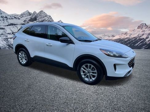 Certified 2022 Ford Escape SE image 5