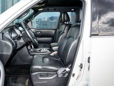 Used 2023 Nissan Armada SL w/ Midnight Edition Package image 17