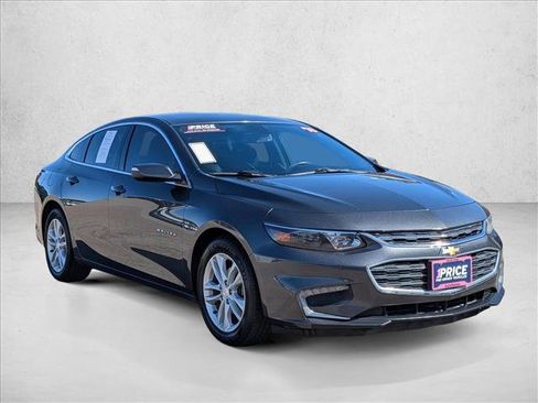 Used 2018 Chevrolet Malibu LT FWD image 3