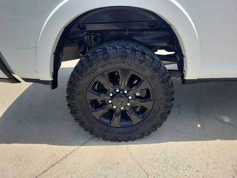 Used 2023 RAM 2500 Limited AWD/4WD image 16