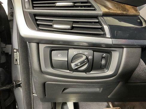 Used 2019 BMW X6 sDrive35i w/ M Sport Package image 18