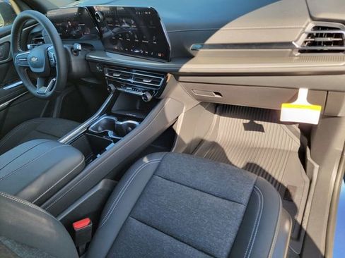 New 2026 Chevrolet Traverse LT w/ Sun and Wheel Package image 18